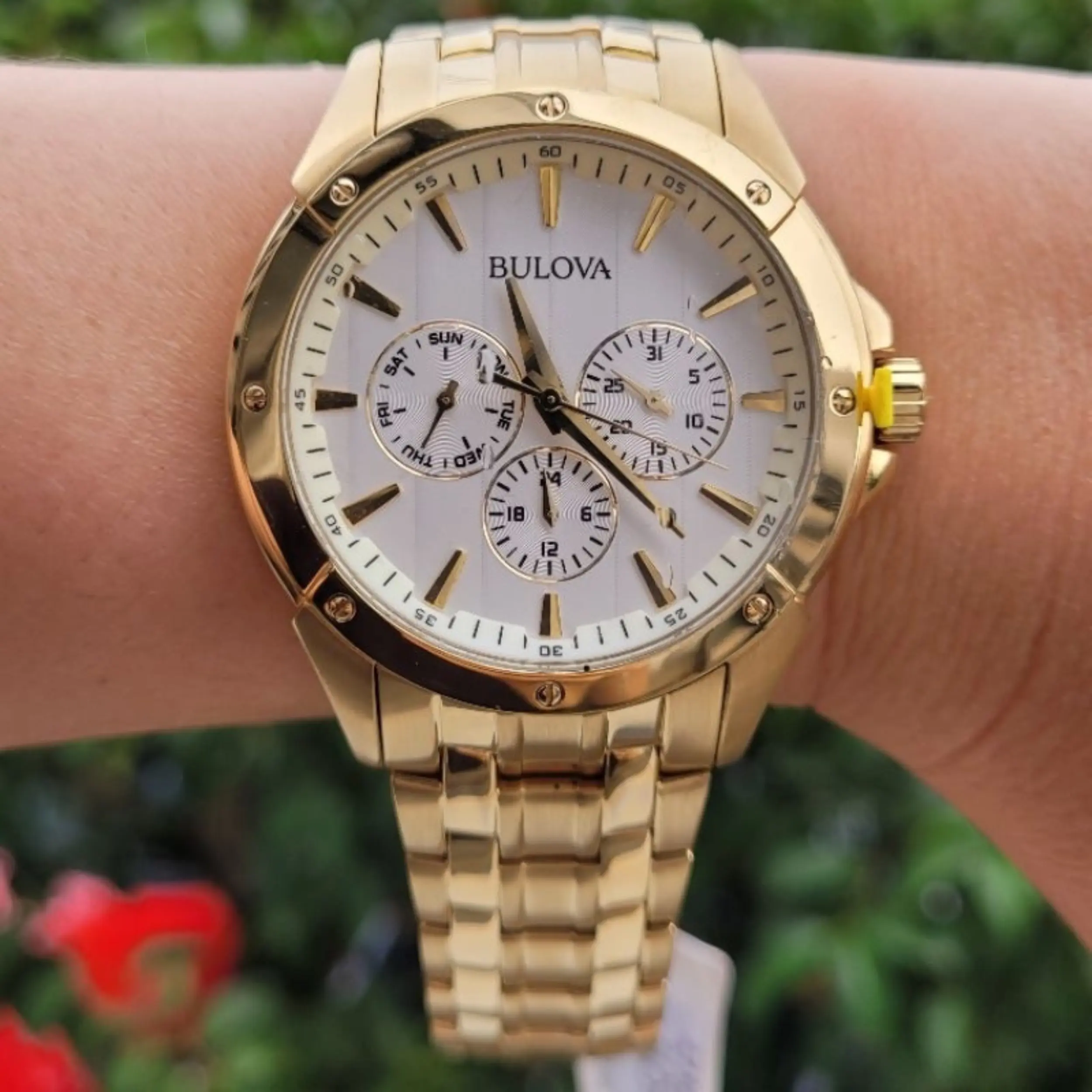 Relógio Bulova Masculino Analógico Metal Dourado - WB21927H - Imagem 2